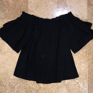 Active USA off the shoulder top